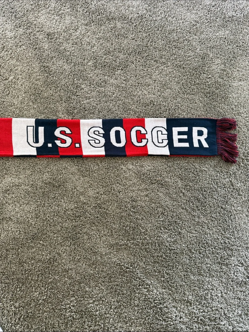NEW! USA SOCCER “THE BEST OF U.S.” SCARF. UNISEX. ONE SIZE FITS ALL.